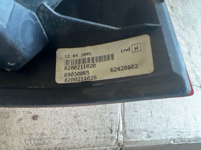 bontott DACIA LOGAN Bal Hátsó Lámpa