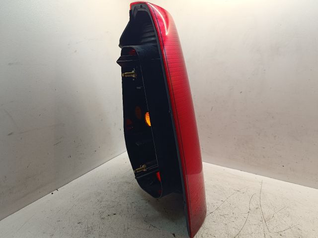 bontott DACIA LOGAN Bal Hátsó Lámpa