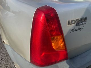 bontott DACIA LOGAN Bal Hátsó Lámpa
