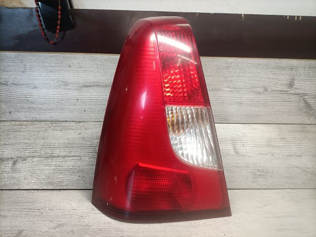 bontott DACIA LOGAN Bal Hátsó Lámpa