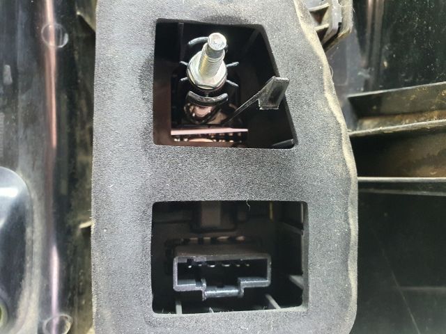 bontott DACIA LOGAN Bal Hátsó Lámpa