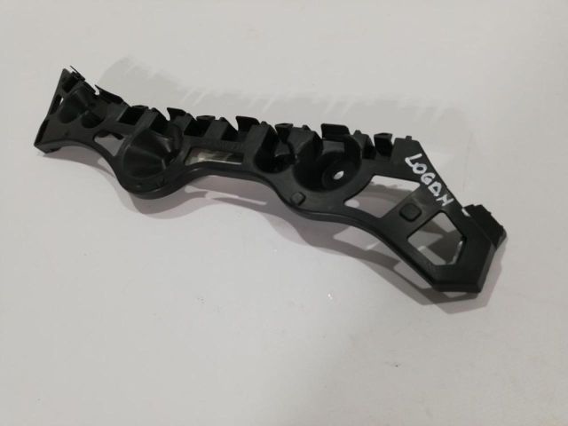 bontott DACIA LOGAN Bal hátsó Lökhárító Tartó (Műanyag)