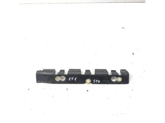 bontott DACIA LOGAN Bal hátsó Lökhárító Tartó (Műanyag)