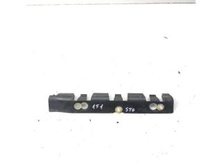 bontott DACIA LOGAN Bal hátsó Lökhárító Tartó (Műanyag)