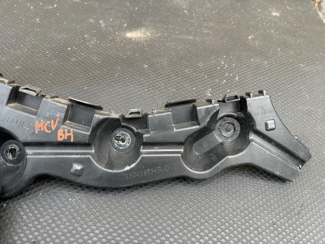 bontott DACIA LOGAN Bal hátsó Oldal Lökhárító Tartó (Műanyag)