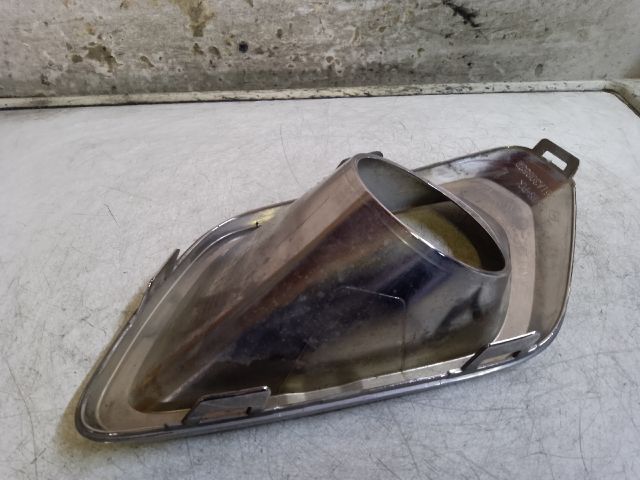 bontott DACIA LOGAN Bal Ködfényszóró Lámpakeret