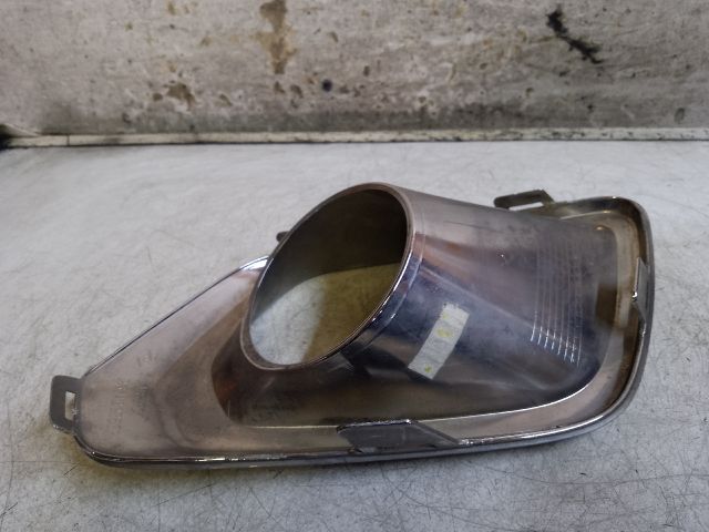 bontott DACIA LOGAN Bal Ködfényszóró Lámpakeret