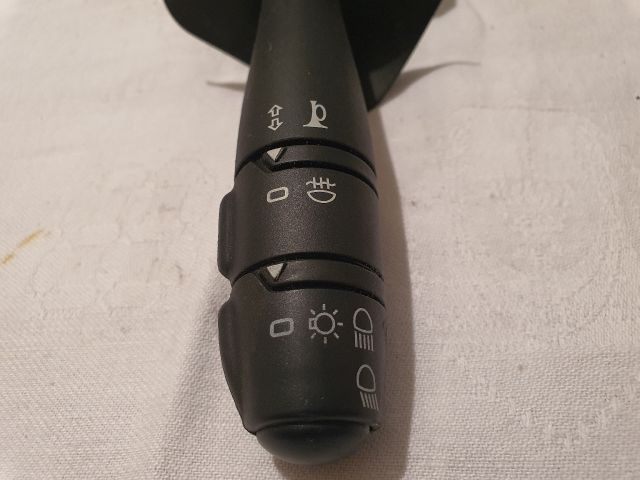 bontott DACIA LOGAN Bal Kormánykapcsoló Irányjelző