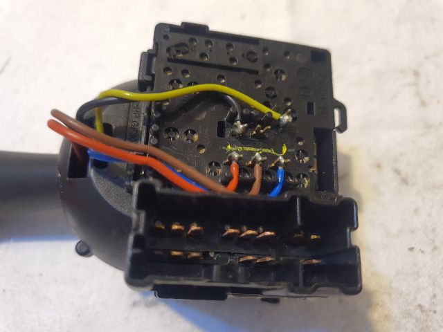 bontott DACIA LOGAN Bal Kormánykapcsoló Irányjelző