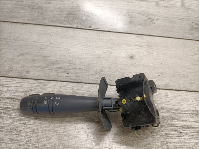 bontott DACIA LOGAN Bal Kormánykapcsoló Irányjelző