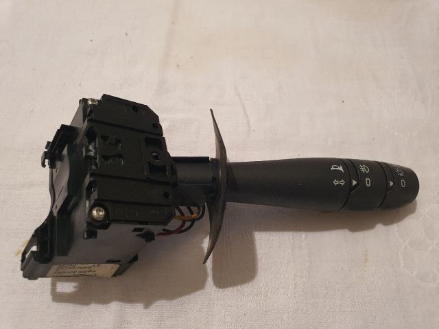 bontott DACIA LOGAN Bal Kormánykapcsoló Irányjelző