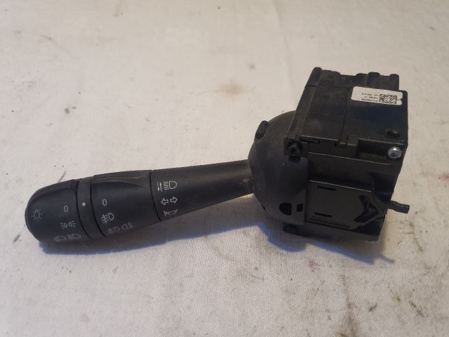 bontott DACIA LOGAN Bal Kormánykapcsoló Irányjelző