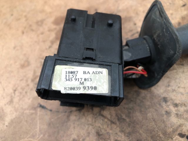 bontott DACIA LOGAN Bal Kormánykapcsoló Irányjelző