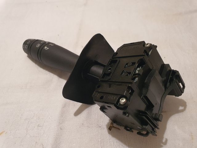 bontott DACIA LOGAN Bal Kormánykapcsoló Irányjelző