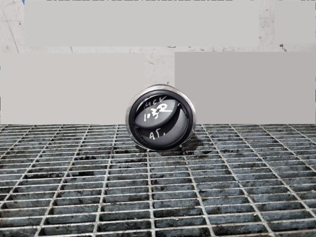 bontott DACIA LOGAN Bal Szellőző