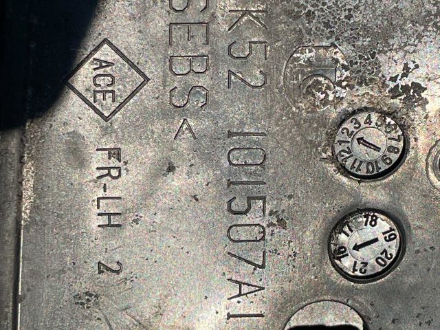 bontott DACIA LOGAN Bal Tetősín