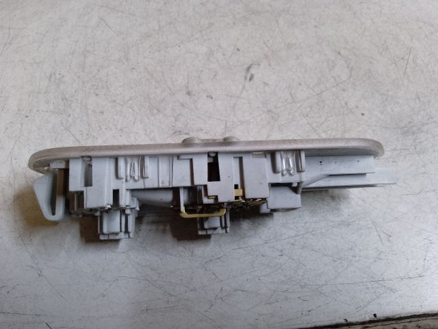 bontott DACIA LOGAN Beltér Világítás Első