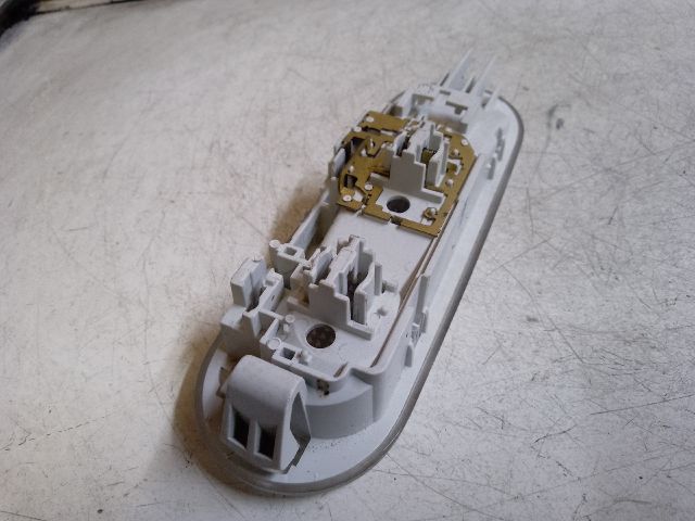 bontott DACIA LOGAN Beltér Világítás Első