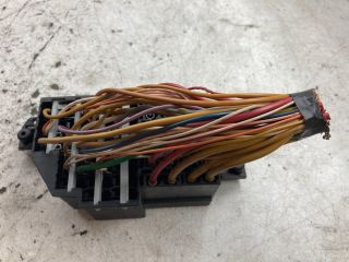 bontott DACIA LOGAN Biztosítéktábla Doboz