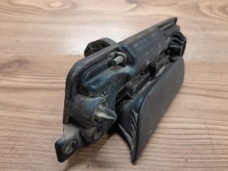 bontott DACIA LOGAN Csomagtér Nyitó Kar / Gomb