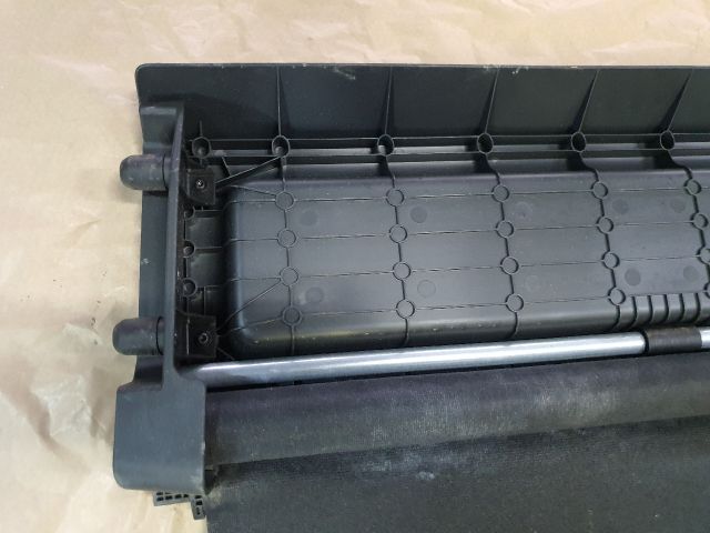 bontott DACIA LOGAN Csomagtér Roló