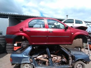 bontott DACIA LOGAN Csomagtér Világítás