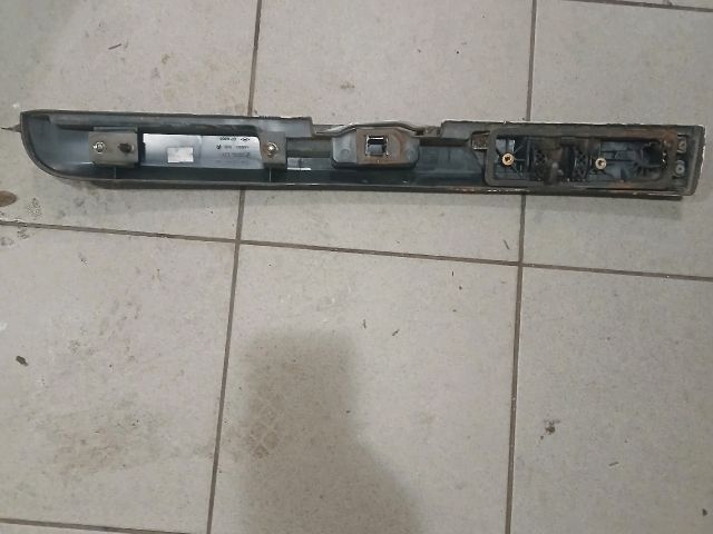 bontott DACIA LOGAN Csomagtérajtó Díszléc