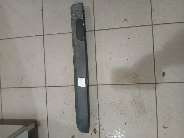 bontott DACIA LOGAN Csomagtérajtó Díszléc