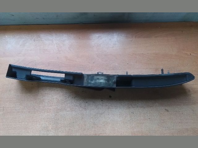 bontott DACIA LOGAN Csomagtérajtó Díszléc