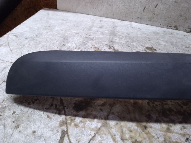 bontott DACIA LOGAN Csomagtérajtó Díszléc