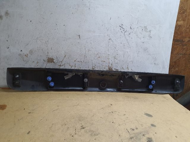 bontott DACIA LOGAN Csomagtérajtó Díszléc