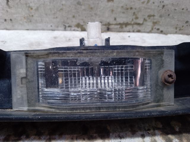 bontott DACIA LOGAN Csomagtérajtó Díszléc