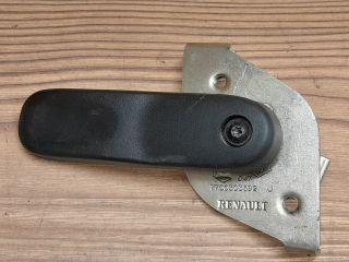 bontott DACIA LOGAN Csomagtérajtó Kilincs