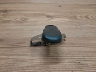 bontott DACIA LOGAN Csomagtérajtó Kilincs