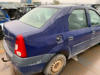 bontott DACIA LOGAN Csomagtérajtó (Részeivel)