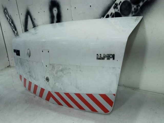 bontott DACIA LOGAN Csomagtérajtó (Üres lemez)