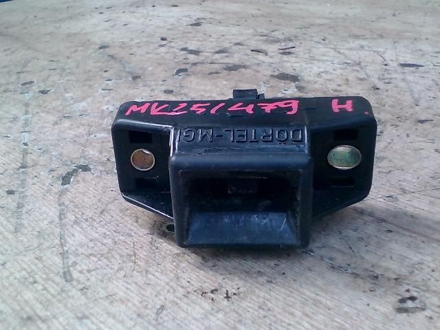 bontott DACIA LOGAN Csomagtérajtó Ütköző