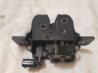 bontott DACIA LOGAN Csomagtérajtó Zárszerkezet