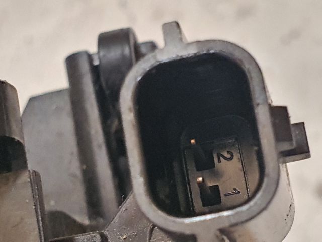 bontott DACIA LOGAN Csomagtérajtó Zárszerkezet