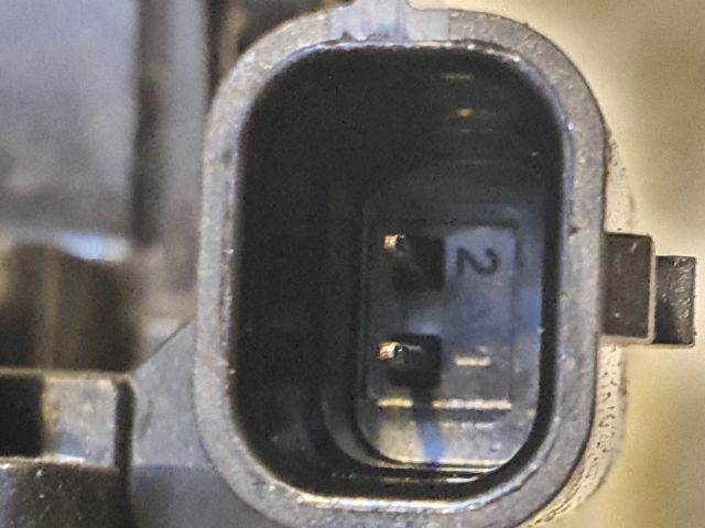 bontott DACIA LOGAN Csomagtérajtó Zárszerkezet