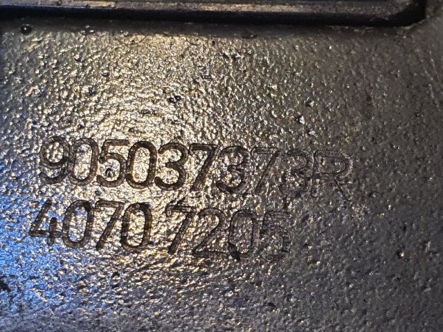 bontott DACIA LOGAN Csomagtérajtó Zárszerkezet