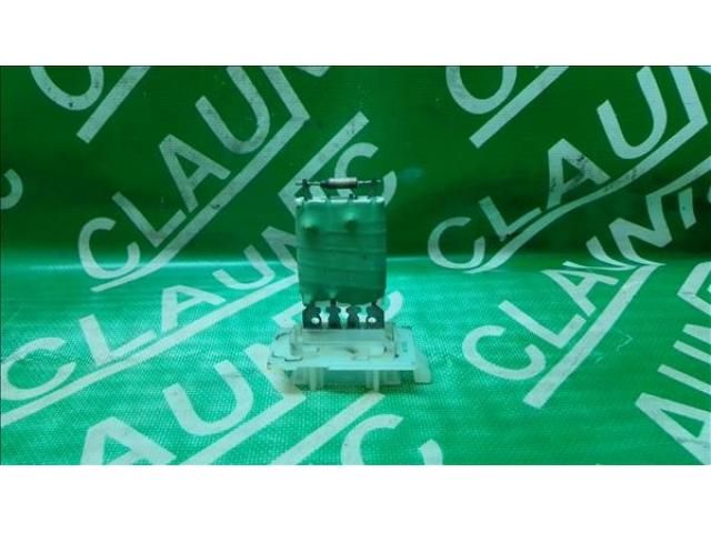 bontott DACIA LOGAN Előtét Ellenállás Fűtőmotor