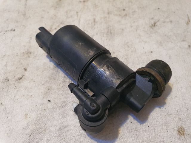 bontott DACIA LOGAN Első Ablakmosó Szivattyú