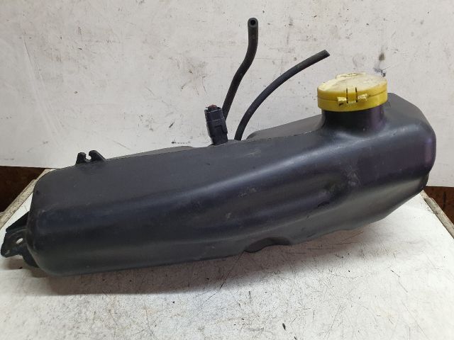 bontott DACIA LOGAN Első Ablakmosó Szivattyú