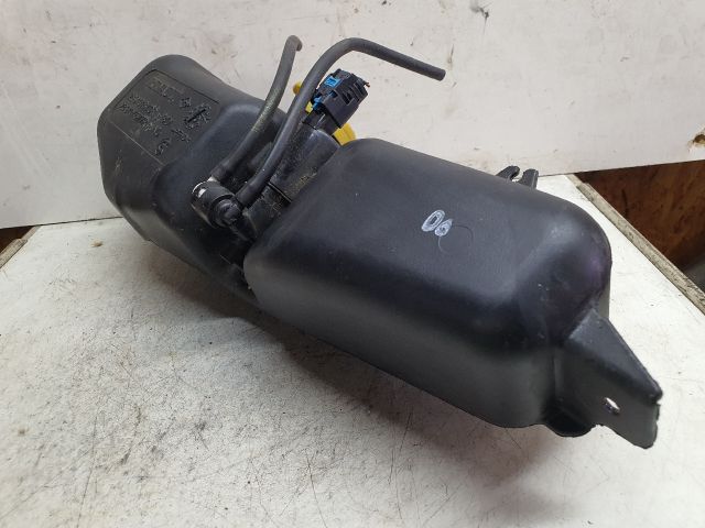 bontott DACIA LOGAN Első Ablakmosó Szivattyú