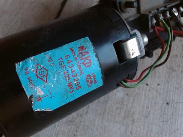 bontott DACIA LOGAN Első Ablaktörlő Motor