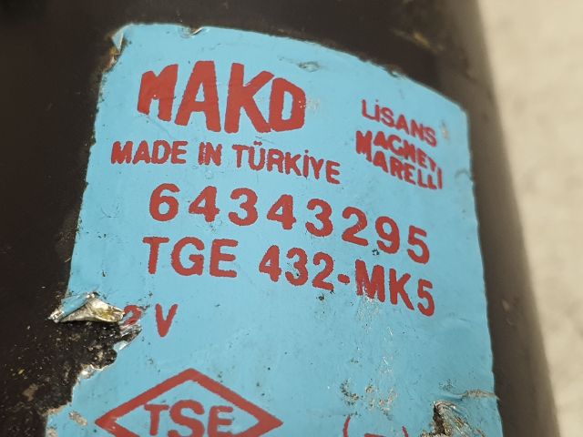 bontott DACIA LOGAN Első Ablaktörlő Motor