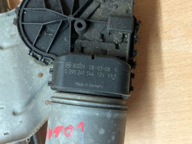 bontott DACIA LOGAN Első Ablaktörlő Szerkezet Motorral