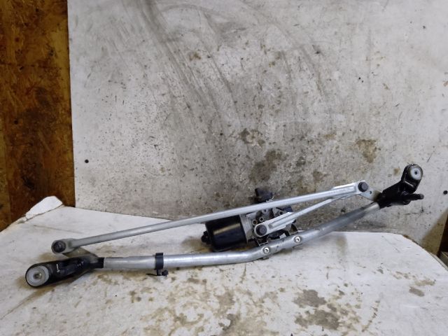 bontott DACIA LOGAN Első Ablaktörlő Szerkezet Motorral