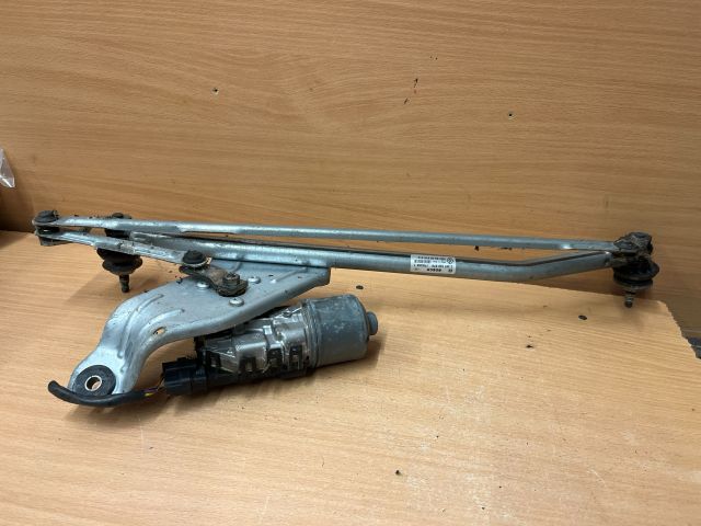 bontott DACIA LOGAN Első Ablaktörlő Szerkezet Motorral